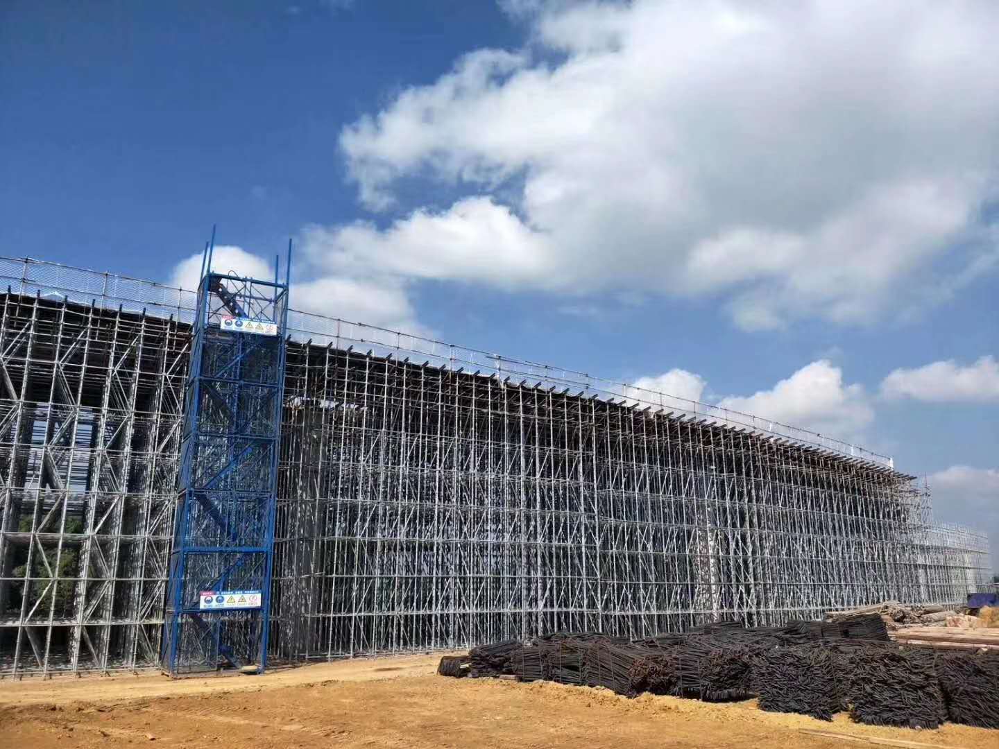 盤(pán)扣腳手架搭建周期短，經(jīng)濟(jì)效益好！