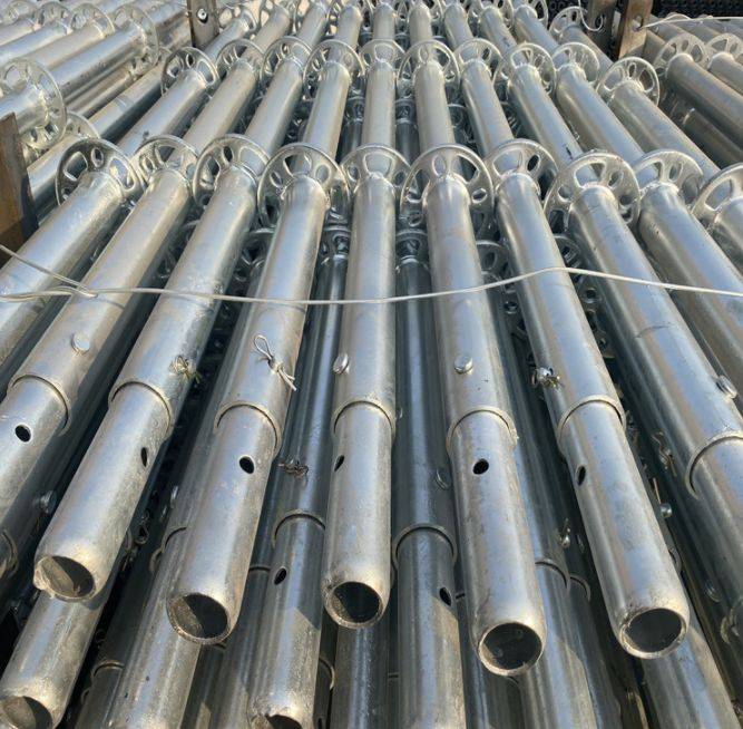 為什么盤扣腳手架比扣件式鋼管腳手架貴了2倍？ (圖2)